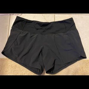 Lululemon speed up short 4 inch